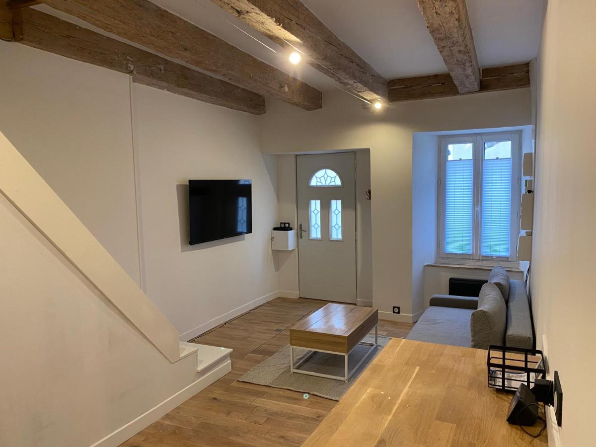 Appartement Brioude Hyper Centre Buitenkant foto